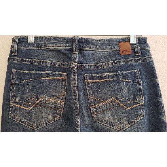 BKE ~ Stella ~ Boot Cut Stretch ~ Embroidered Back Pockets ~ Size 28 x 33.5 - Picture 4 of 11